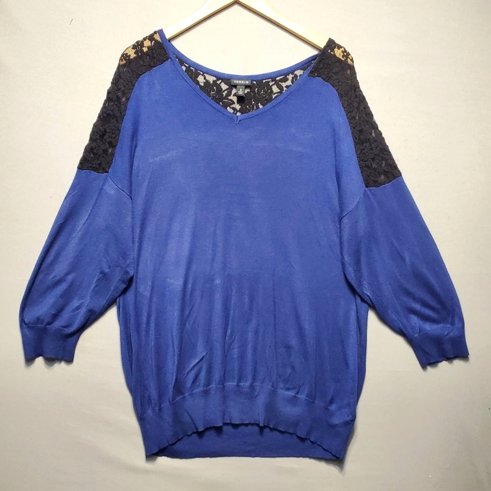 Torrid Sweater Womens 3X Blue Black Lace Shoulder Soft Grunge Romantic Goth Boho